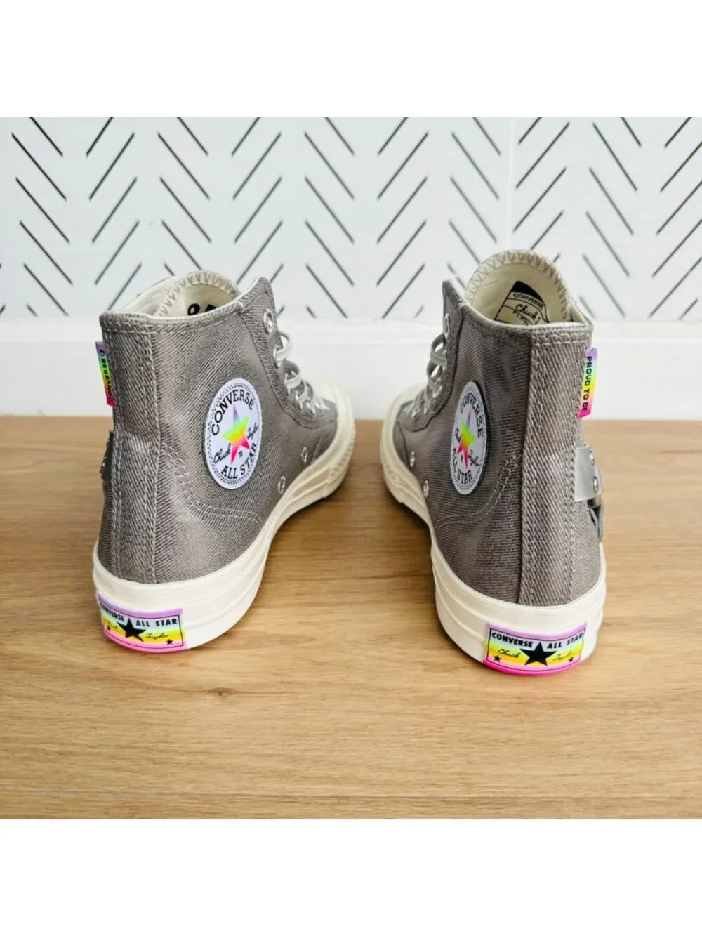❤️Converse Chuck 70 Pride Hi Silver Sz 7.5 Men's Shoes Metallic Sneaker A10214C